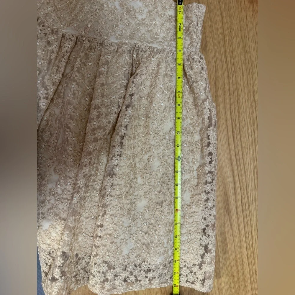 Noralee Mara Dress – Antique Daisy Champagne – Size 10 Girl